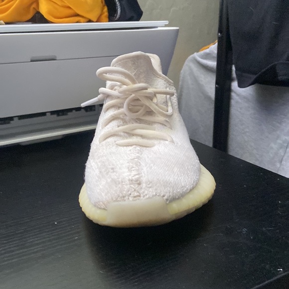 White yeezys - Picture 2 of 5